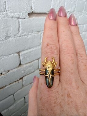 Gold Beetle Labradorite Ring